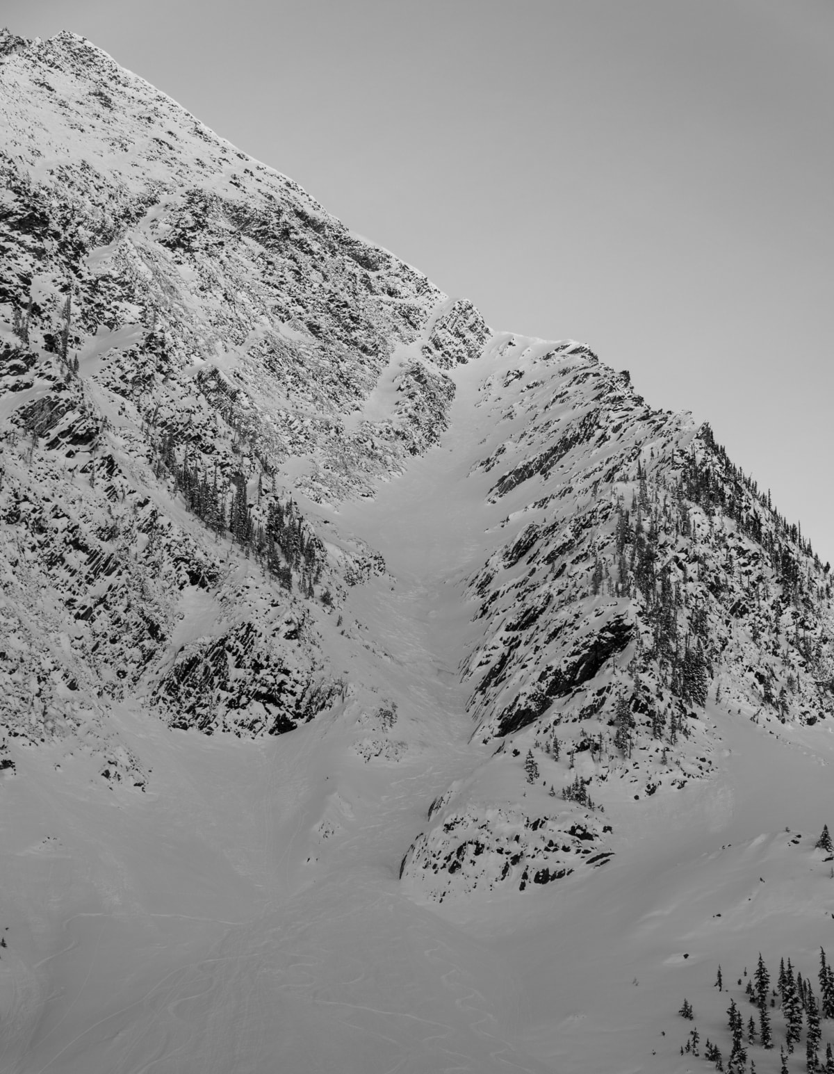 early season look at sts couloir very rugged